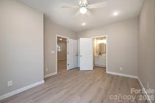 60 5th St SE, Hickory, NC 28602 - Photo 26