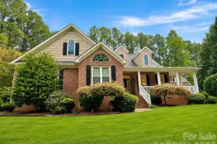 2290 Northview Harbour Dr, Sherrills Ford, NC 28673 - Photo 1