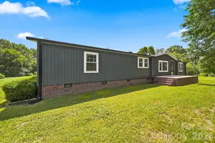 2587 Vision Dr, Catawba, NC 28609 - Photo 6