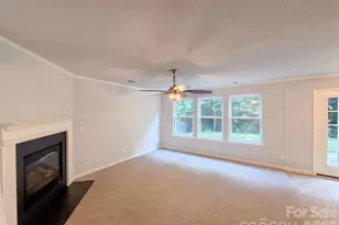2502 Harwood Hills Ln, Charlotte, NC 28214 - Photo 8