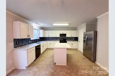 2502 Harwood Hills Lane, Charlotte, NC 28214 - Photo 2