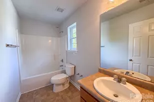 2502 Harwood Hills Ln, Charlotte, NC 28214 - Photo 14