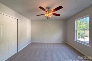 2502 Harwood Hills Ln, Charlotte, NC 28214 - Photo 10