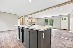 25 Caldwell Rd, Waynesville, NC 28786 - Photo 8