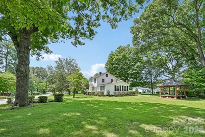 305 E Church Street, Troutman, NC 28166 - Photo 4