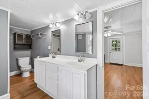 305 E Church St, Troutman, NC 28166 - Photo 20