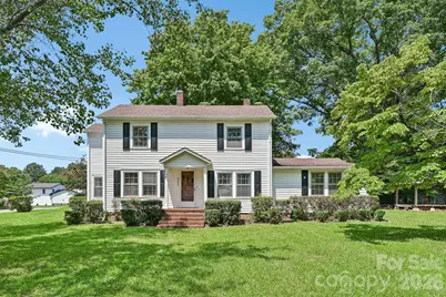 305 E Church Street, Troutman, NC 28166 - Photo 2