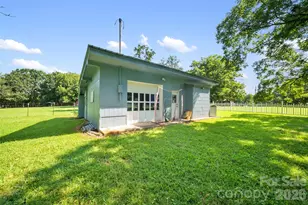 37631 Saw Mill Rd, New London, NC 28127 - Photo 36