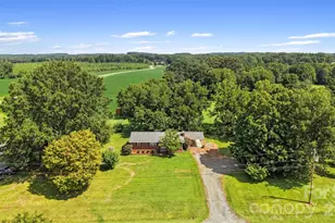 37631 Saw Mill Rd, New London, NC 28127 - Photo 42