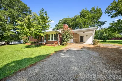 37631 Saw Mill Road, New London, NC 28127 - Photo 4