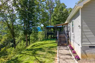 207 Little Horse Rd, Waynesville, NC 28786 - Photo 2