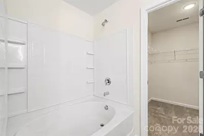 6414 Jerimoth Drive, Charlotte, NC 28215 - Photo 22