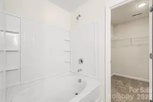 6414 Jerimoth Dr, Charlotte, NC 28215 - Photo 22