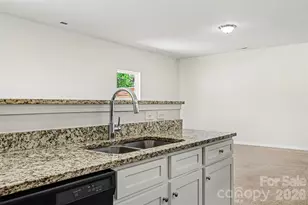 6414 Jerimoth Dr, Charlotte, NC 28215 - Photo 12