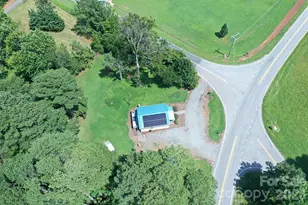3392 Pearidge Rd, Bostic, NC 28018 - Photo 6