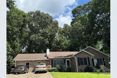 3933 Mattingly Drive, Hickory, NC 28602 - Photo 1