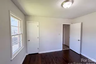 310 W Indiana Ave, Bessemer City, NC 28016 - Photo 8