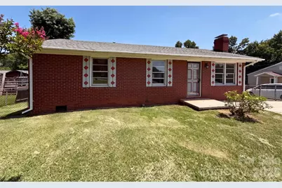 310 W Indiana Avenue, Bessemer City, NC 28016 - Photo 1
