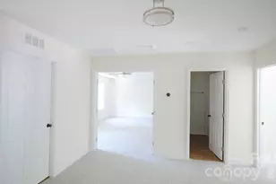 503 Granby Cir, Charlotte, NC 28217 - Photo 18
