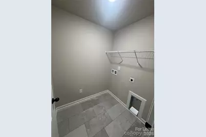 2128 Clapham Court, Charlotte, NC 28215 - Photo 14