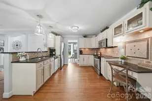 6253 Riviera Run Estates Dr, Hickory, NC 28601 - Photo 18