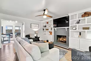 9209 Deer Spring Ln, Charlotte, NC 28210 - Photo 12