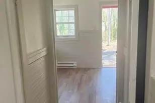715 Hunt St, Statesville, NC 28677 - Photo 2