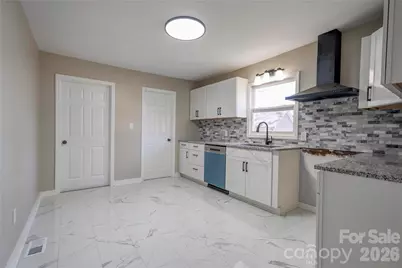 113 Morris Street, Kings Mountain, NC 28086 - Photo 6