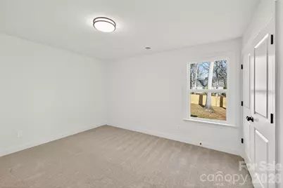 9000 Pinenoll Lane, Charlotte, NC 28215 - Photo 24