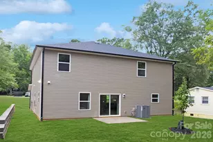 5041 San Francisco Cir, Charlotte, NC 28216 - Photo 32