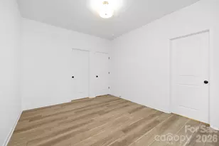5041 San Francisco Cir, Charlotte, NC 28216 - Photo 16