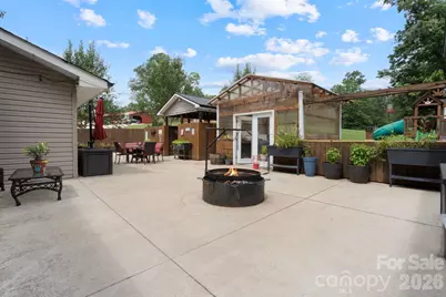 29 Pleasant Hill Road, Marion, NC 28752 - Photo 20