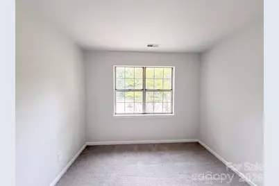 1604 Rocky Glen Lane, Charlotte, NC 28214 - Photo 8