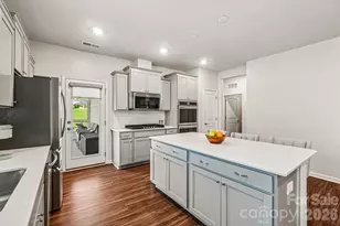 1762 Otter Perch Ln, Fort Mill, SC 29715 - Photo 10