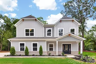 9006 Pinenoll Ln, Charlotte, NC 28215 - Photo 1