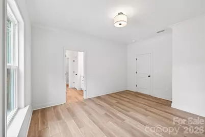 9006 Pinenoll Lane, Charlotte, NC 28215 - Photo 18