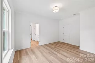 9006 Pinenoll Ln, Charlotte, NC 28215 - Photo 18