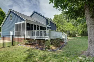 13736 Strathaven Dr, Matthews, NC 28105 - Photo 36