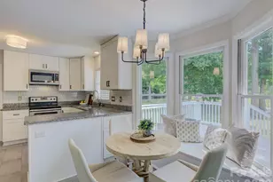 13736 Strathaven Dr, Matthews, NC 28105 - Photo 14