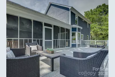 13736 Strathaven Drive, Matthews, NC 28105 - Photo 34