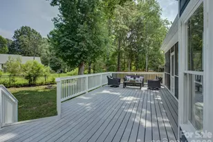 13736 Strathaven Dr, Matthews, NC 28105 - Photo 32