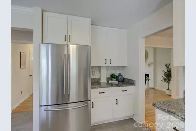13736 Strathaven Drive, Matthews, NC 28105 - Photo 12