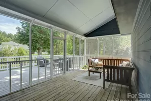 13736 Strathaven Dr, Matthews, NC 28105 - Photo 30