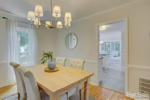 13736 Strathaven Dr, Matthews, NC 28105 - Photo 8