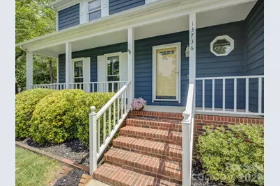 13736 Strathaven Drive, Matthews, NC 28105 - Photo 2