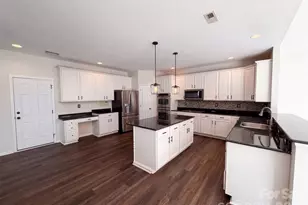821 Pinkney Pl, Stanley, NC 28164 - Photo 2