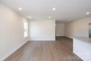 415-417 F Ave SE, Hickory, NC 28602 - Photo 8