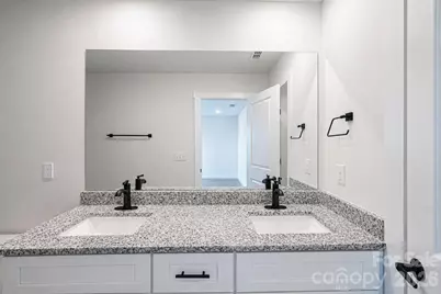 415-417 F Avenue SE, Hickory, NC 28602 - Photo 12