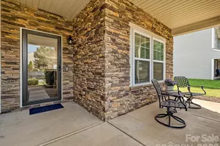 216 Austin Field Ct, Mount Holly, NC 28120 - Photo 4