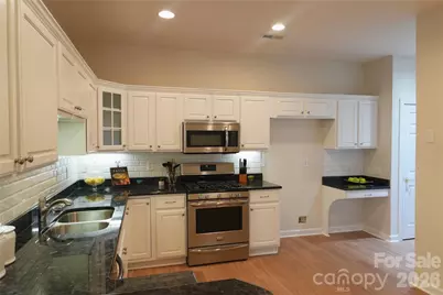 9920 Park Willow Drive, Charlotte, NC 28210 - Photo 12